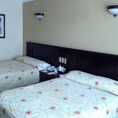 Hotel Real De Uruapan Uruapan  Eksteriør billede