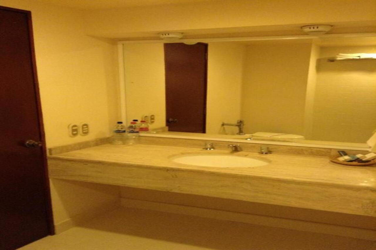 Hotel Real De Uruapan Uruapan  Eksteriør billede