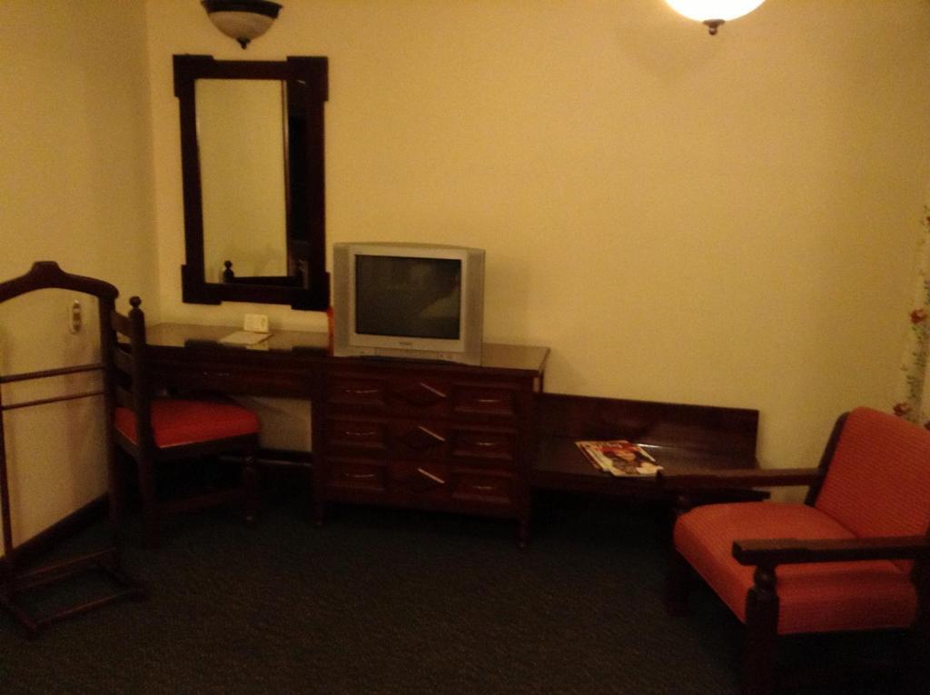 Hotel Real De Uruapan Uruapan  Eksteriør billede