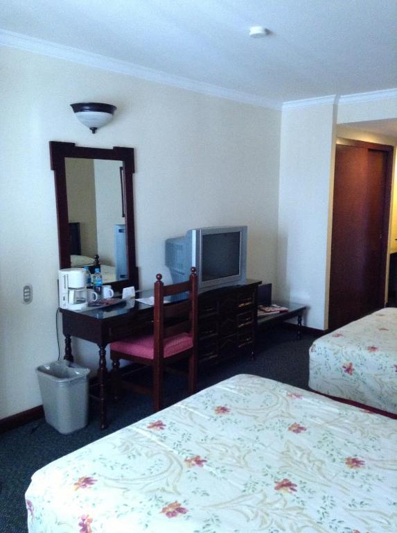 Hotel Real De Uruapan Uruapan  Eksteriør billede