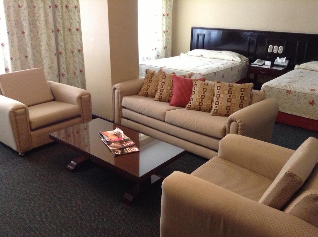 Hotel Real De Uruapan Uruapan  Eksteriør billede